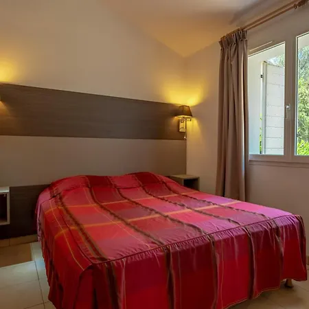 Semesterbostad Odalys San Martinu Sainte-Lucie de Porto-Vecchio