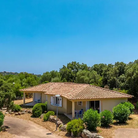 펜션 Odalys San Martinu 생트-뤼시 드 포르토-벡시오