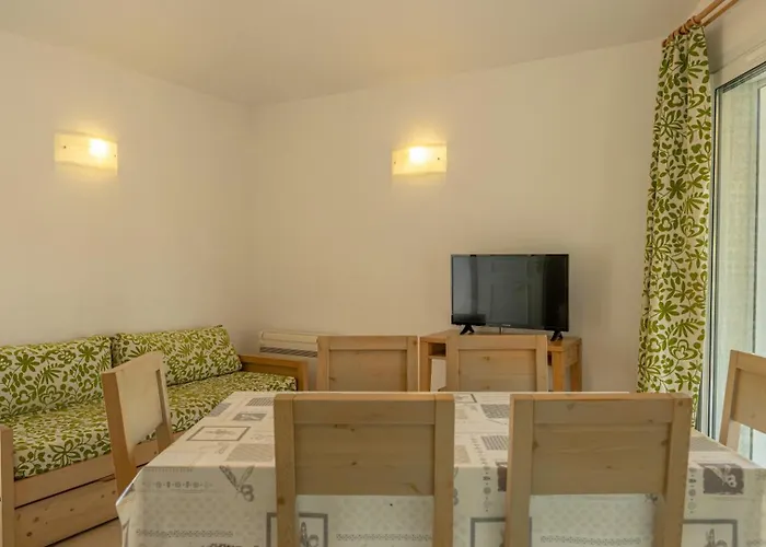 別荘 Odalys San Martinu *